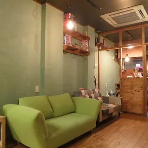 노 보더스 게스트하우스